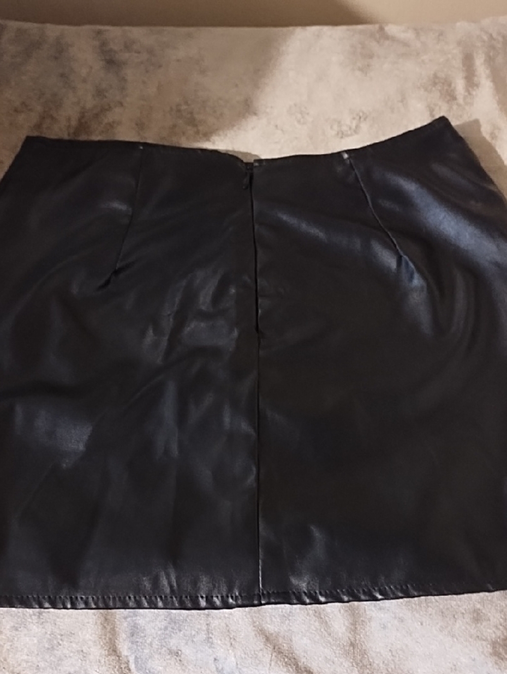 Fashion Nova Black Faux Leather Mini Skirt with Side Slit NWT Small. - Picture 7 of 10